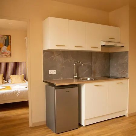 Arthur Residency - Luxury - Gare 3*