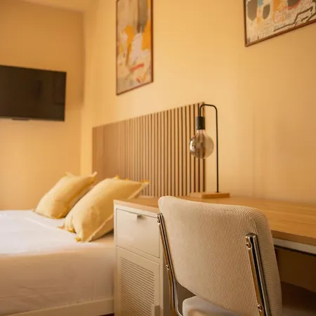 Arthur Residency - Luxury - Gare Aparthotel *